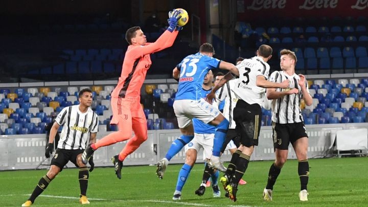 Trận đấu giữa Juventus vs Napoli diễn ra hấp dẫn ngay sau tiếng còi khai cuộc