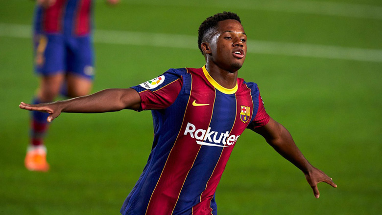 Ansu Fati kế thừa chiếc áo số 10 huyền thoại của Barca